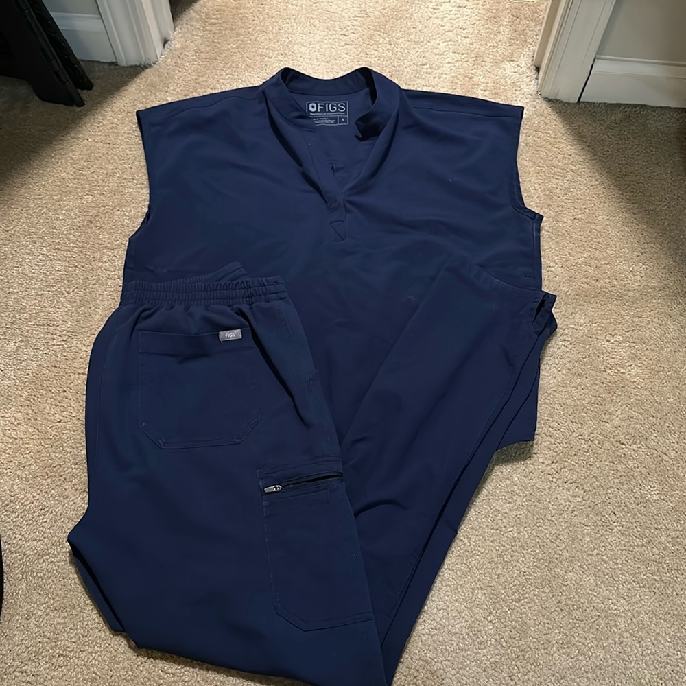Figs Navy Blue Women's Scrub Set